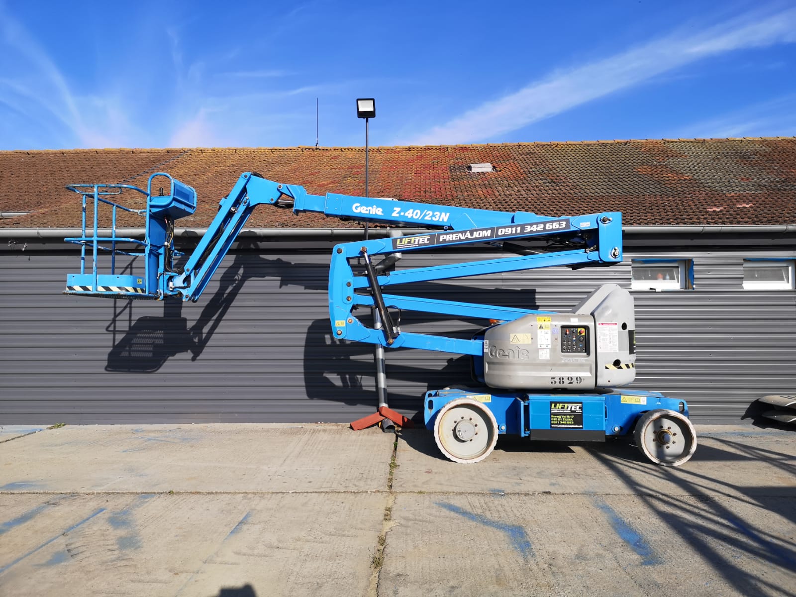 GENIE Z40/23N - 8